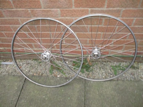 Campagnolo record flanged hubs - flanged,